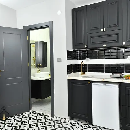 Central Luxury 39 Aparthotel